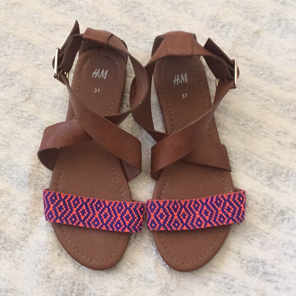 H&M tan tribal sandals